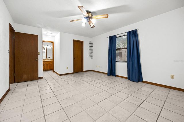 1637 NW 42ND PLACE, Gainesville, FL 32605