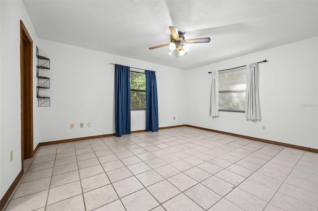 1637 NW 42ND PLACE, Gainesville, FL 32605
