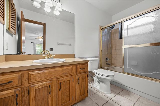 1637 NW 42ND PLACE, Gainesville, FL 32605