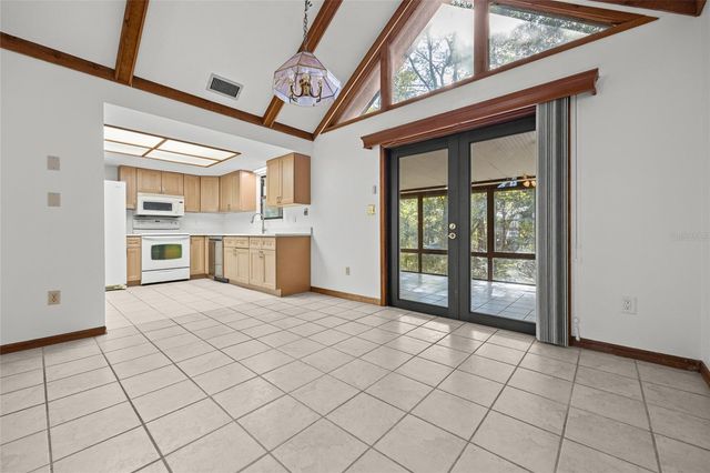 1637 NW 42ND PLACE, Gainesville, FL 32605