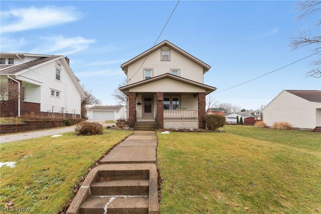 864 W College Road, Alliance, OH 44601