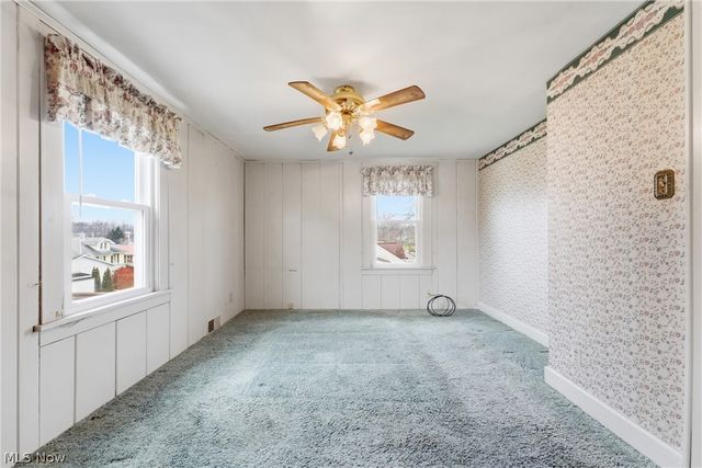 864 W College Road, Alliance, OH 44601