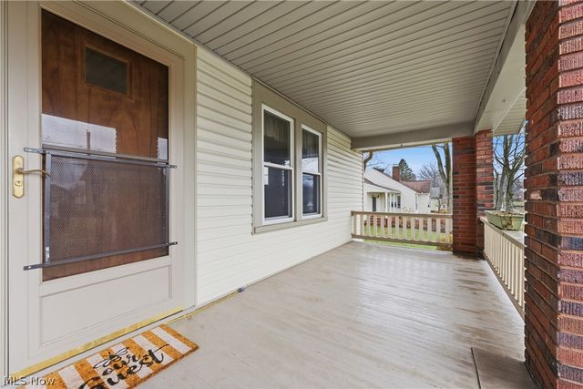 864 W College Road, Alliance, OH 44601