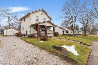 864 W College Road, Alliance, OH 44601