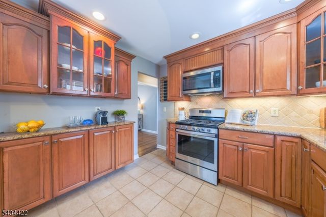 524 Farley Ave, Scotch Plains Twp., NJ 07076