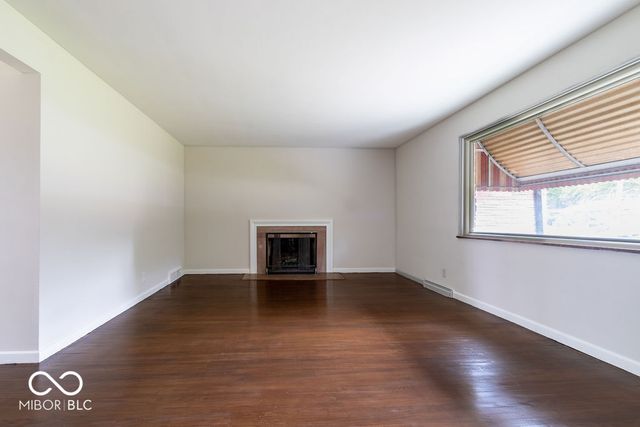 4425 Chatham Place, Indianapolis, IN 46226