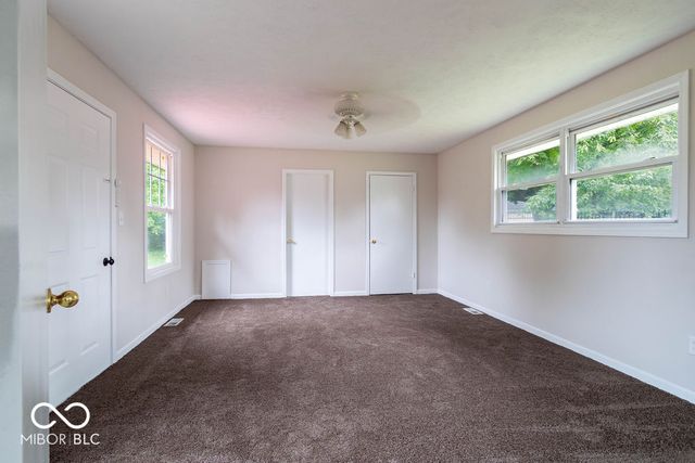 4425 Chatham Place, Indianapolis, IN 46226