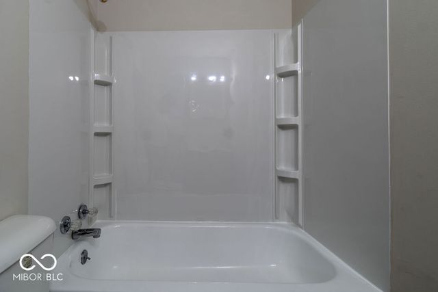 4425 Chatham Place, Indianapolis, IN 46226