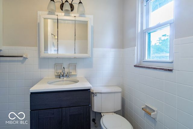 4425 Chatham Place, Indianapolis, IN 46226