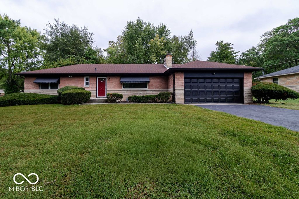 4425 Chatham Place, Indianapolis, IN 46226