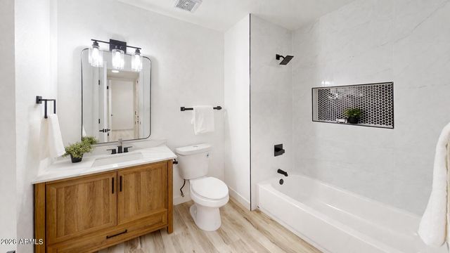 7946 W COOLIDGE Street, Phoenix, AZ 85033