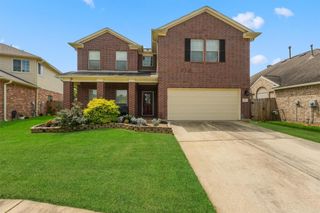 8211 Hayden Cove Drive, Tomball, TX 77375