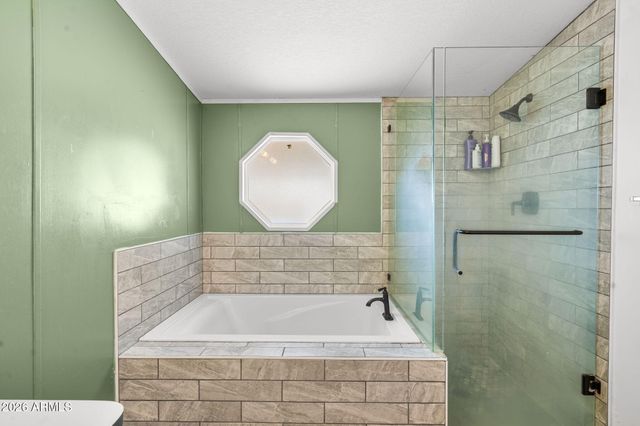 2200 N DELAWARE Drive 48, Apache Junction, AZ 85120