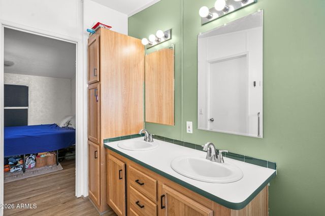 2200 N DELAWARE Drive 48, Apache Junction, AZ 85120