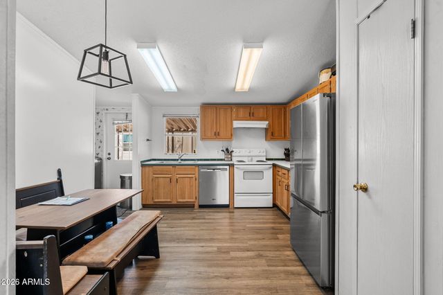 2200 N DELAWARE Drive 48, Apache Junction, AZ 85120