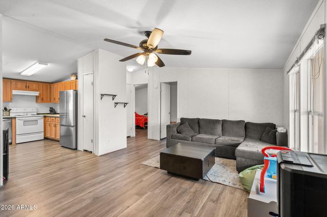 2200 N DELAWARE Drive 48, Apache Junction, AZ 85120