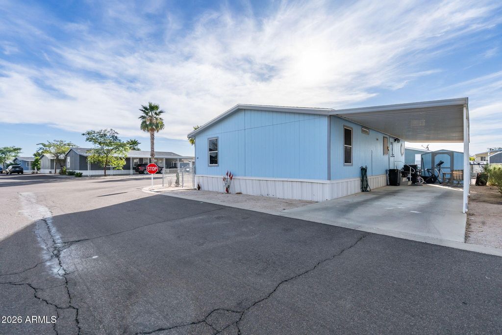 2200 N DELAWARE Drive 48, Apache Junction, AZ 85120