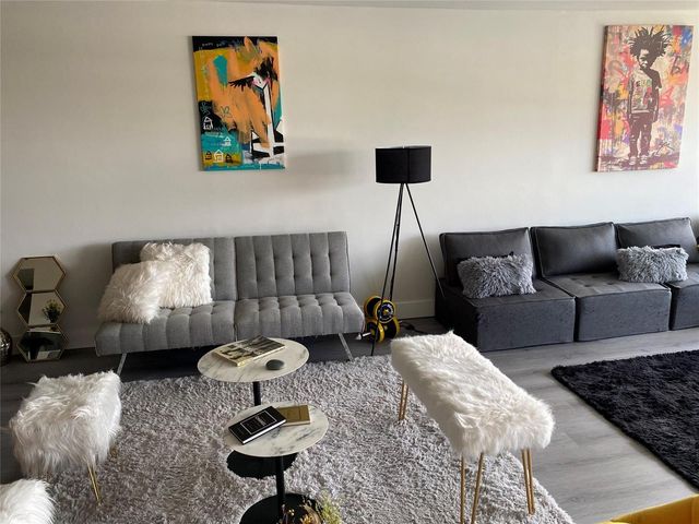 3031 NE 51st Street 305w, Fort Lauderdale, FL 33308