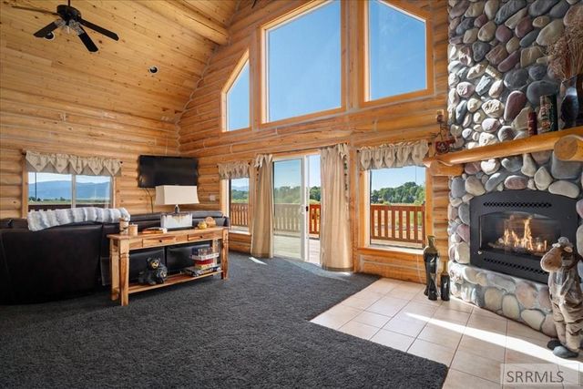 1102 Pineview Lane, Driggs, ID 83422