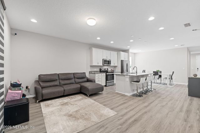 9460 SCAUP Way, Jacksonville, FL 32218