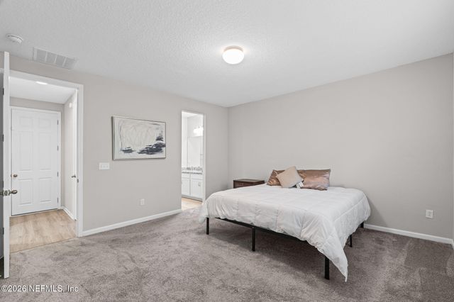9460 SCAUP Way, Jacksonville, FL 32218