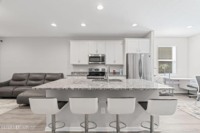 9460 SCAUP Way, Jacksonville, FL 32218
