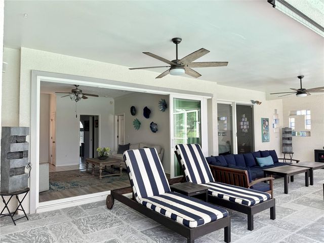 6326 N QUEENSWAY DR, Temple Terrace, FL 33617