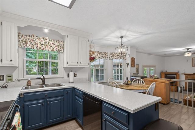 305 Patriot WAY, Yorktown, VA 23693