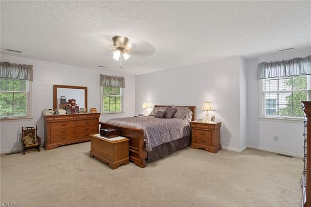 305 Patriot WAY, Yorktown, VA 23693
