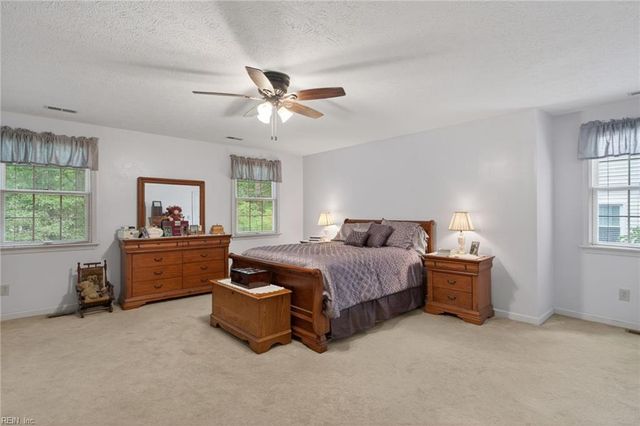 305 Patriot WAY, Yorktown, VA 23693