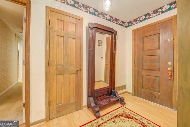 607 Hinton Road, Social Circle, GA 30025