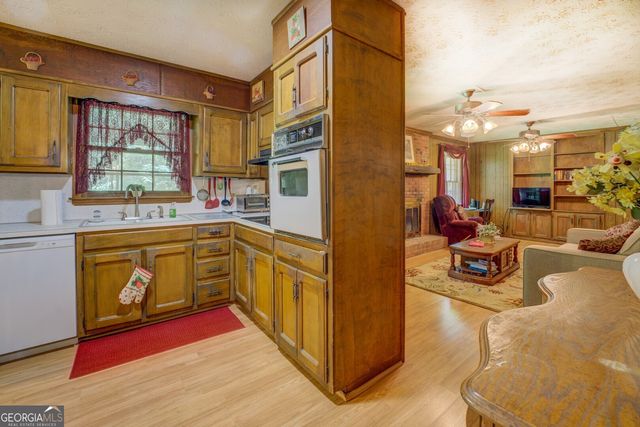 607 Hinton Road, Social Circle, GA 30025