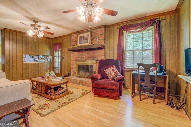 607 Hinton Road, Social Circle, GA 30025