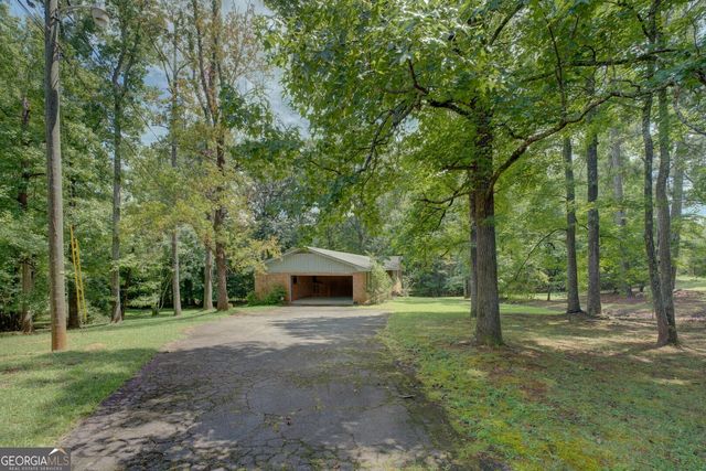 607 Hinton Road, Social Circle, GA 30025