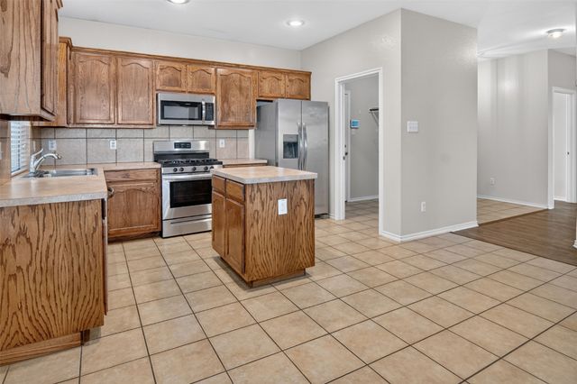 6709 Coolwater Trail, Fort Worth, TX 76179