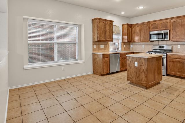 6709 Coolwater Trail, Fort Worth, TX 76179