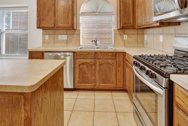 6709 Coolwater Trail, Fort Worth, TX 76179