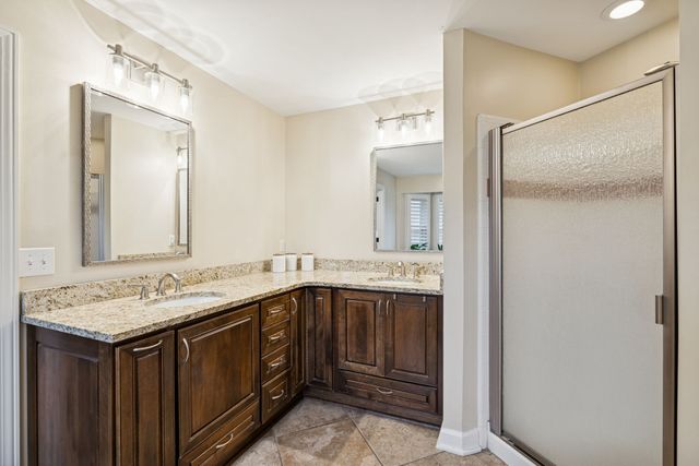 9455 Foothills Dr, Brentwood, TN 37027