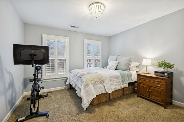 9455 Foothills Dr, Brentwood, TN 37027