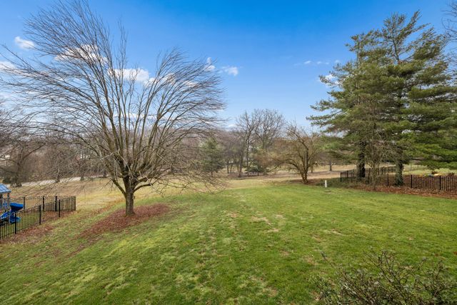 9455 Foothills Dr, Brentwood, TN 37027