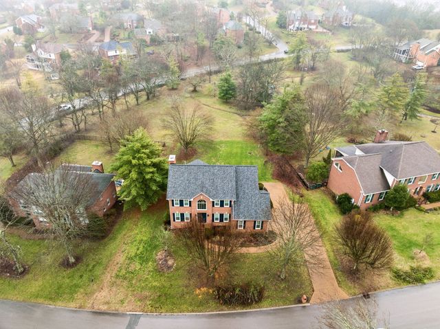 9455 Foothills Dr, Brentwood, TN 37027