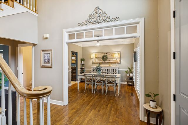 9455 Foothills Dr, Brentwood, TN 37027