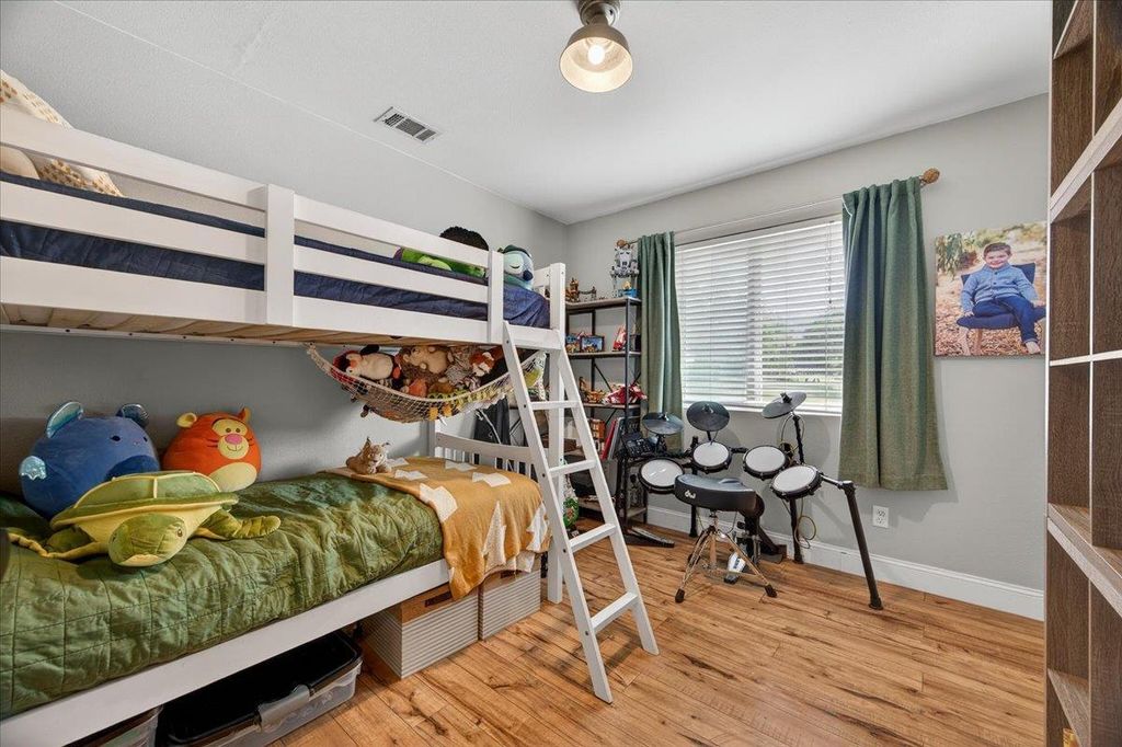 Image 43 of property listing at 35073 Auberry Road, Auberry, CA 93602