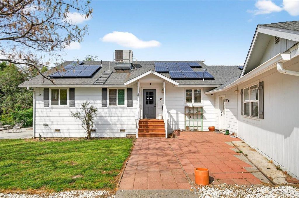 Image 77 of property listing at 35073 Auberry Road, Auberry, CA 93602