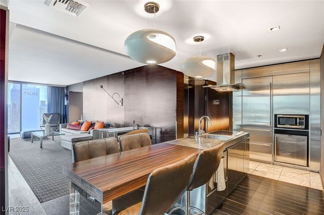 4381 West Flamingo Road 2202, Las Vegas, NV 89103