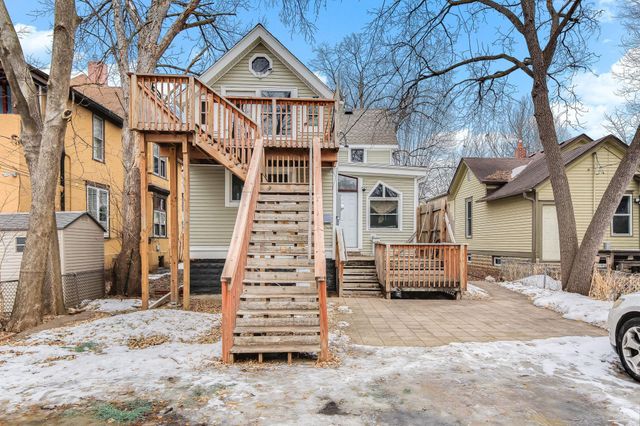 832 Armstrong Avenue, Saint Paul, MN 55102