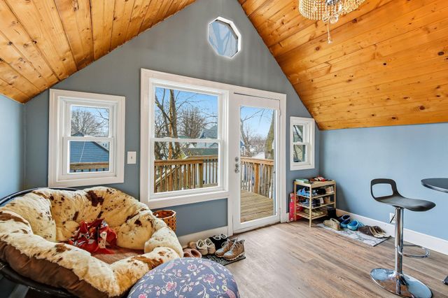 832 Armstrong Avenue, Saint Paul, MN 55102