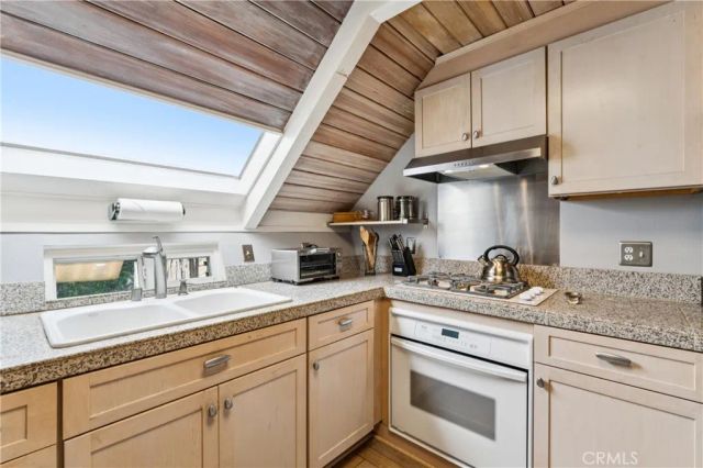 111 Grizzly, Lake Arrowhead, CA 92317