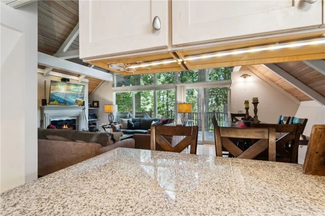 111 Grizzly, Lake Arrowhead, CA 92317