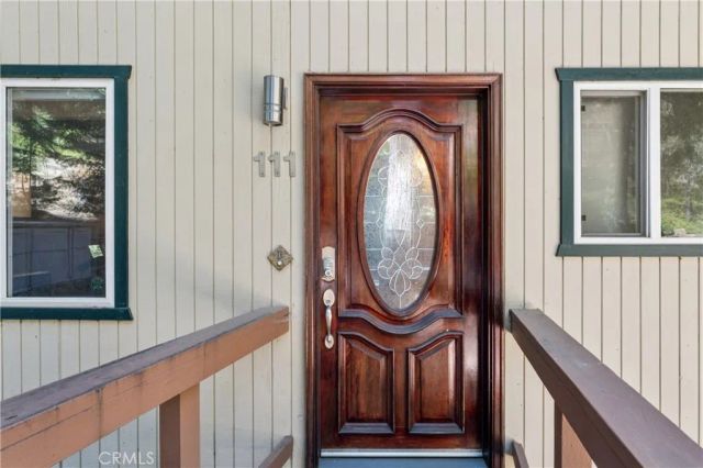 111 Grizzly, Lake Arrowhead, CA 92317